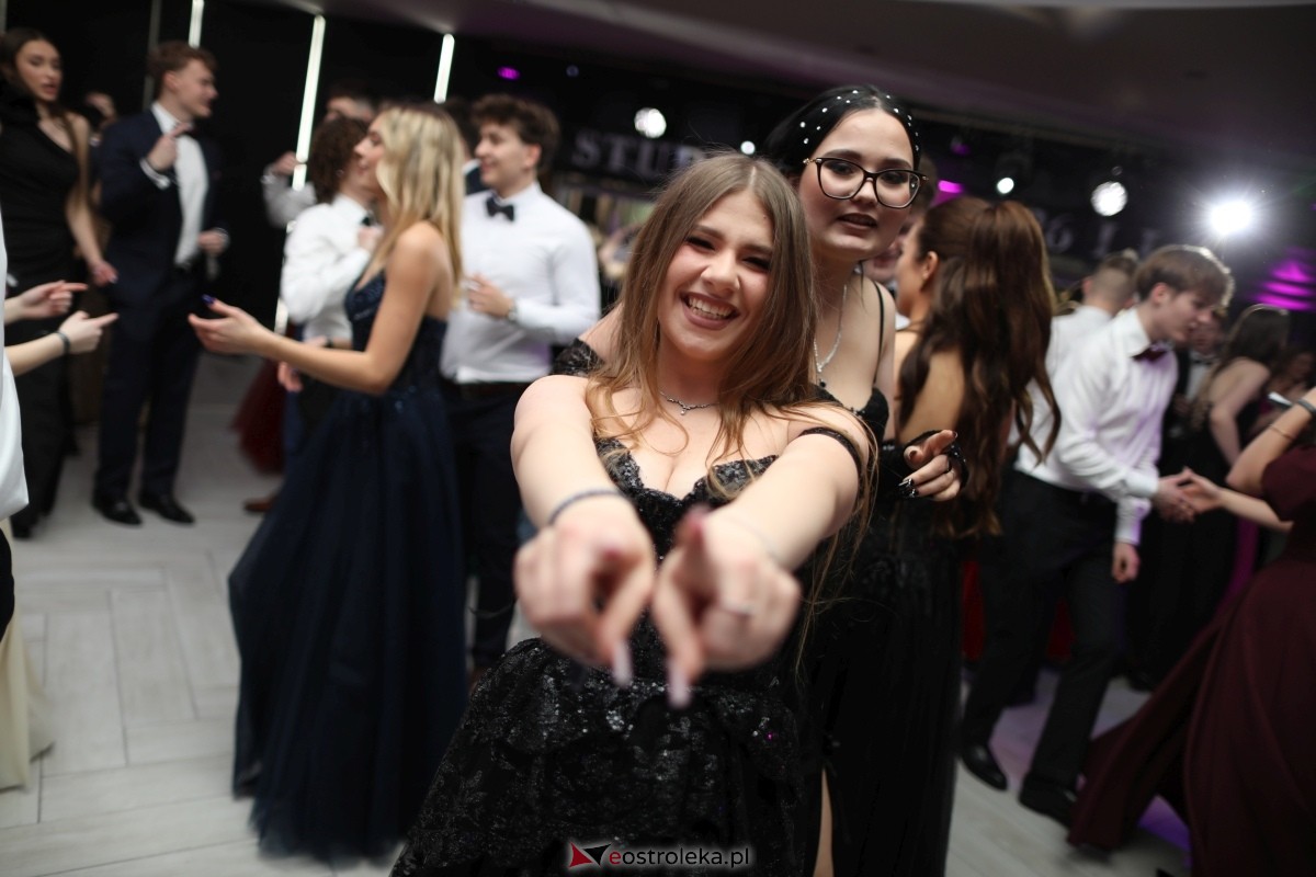 Studniówka I LO w Ostrołęce [17.01.2026] - zdjęcie #126 - eOstroleka.pl