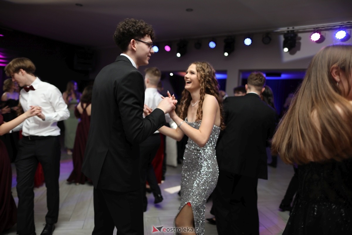 Studniówka I LO w Ostrołęce [17.01.2026] - zdjęcie #120 - eOstroleka.pl