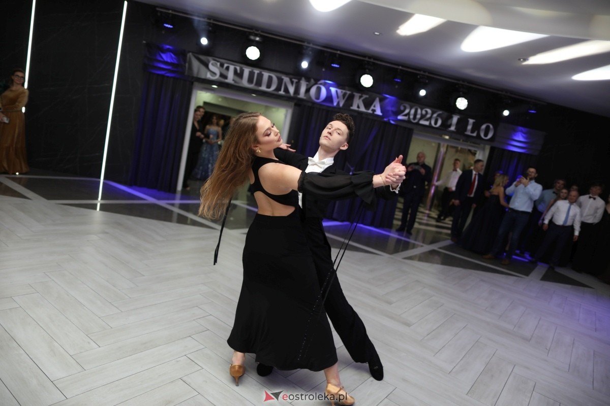 Studniówka I LO w Ostrołęce [17.01.2026] - zdjęcie #93 - eOstroleka.pl