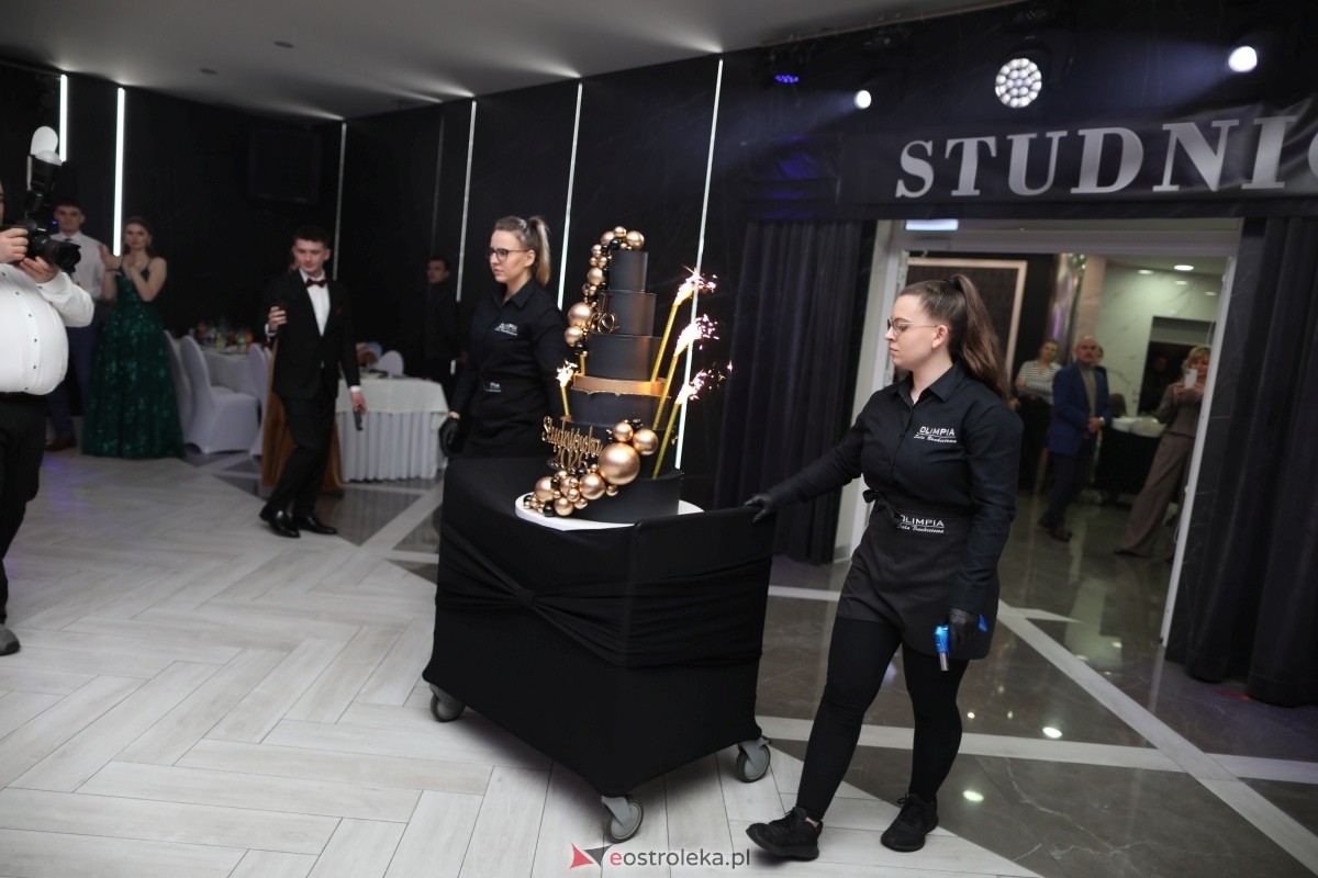 Studniówka I LO w Ostrołęce [17.01.2026] - zdjęcie #81 - eOstroleka.pl