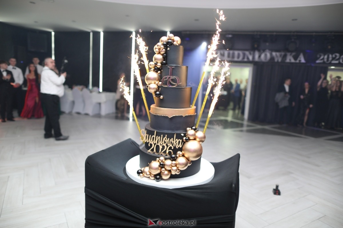 Studniówka I LO w Ostrołęce [17.01.2026] - zdjęcie #76 - eOstroleka.pl