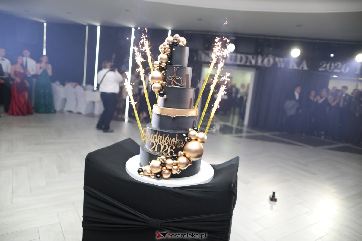 Studniówka I LO w Ostrołęce [17.01.2026] - zdjęcie #75 - eOstroleka.pl