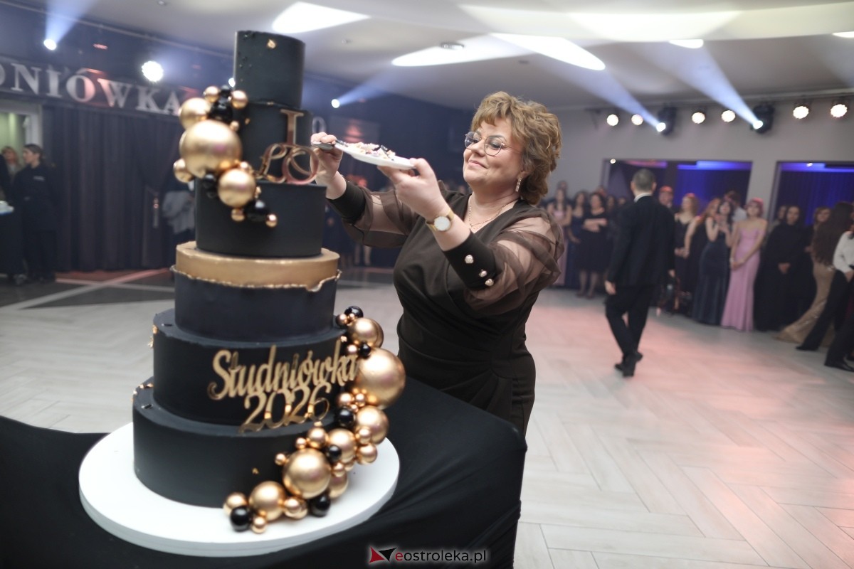 Studniówka I LO w Ostrołęce [17.01.2026] - zdjęcie #71 - eOstroleka.pl