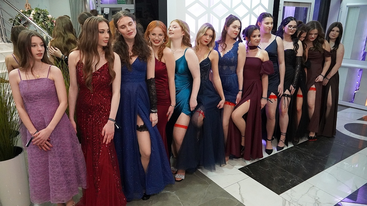 Studniówka I LO w Ostrołęce [17.01.2026] - zdjęcie #69 - eOstroleka.pl