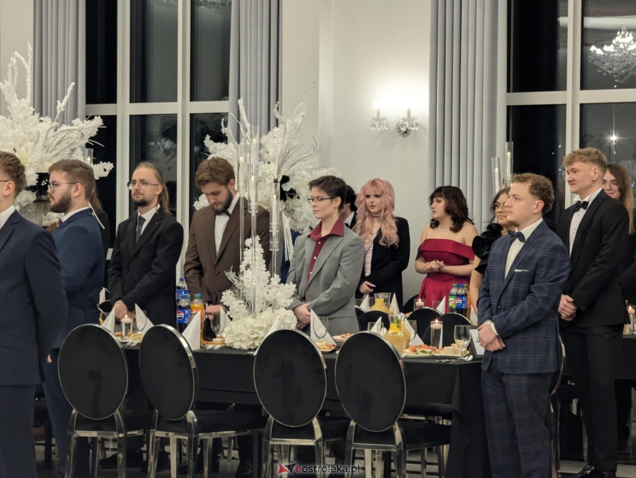 Studniówka ZSZ 3 w Ostrołęce [17.01.2026] - zdjęcie #20 - eOstroleka.pl