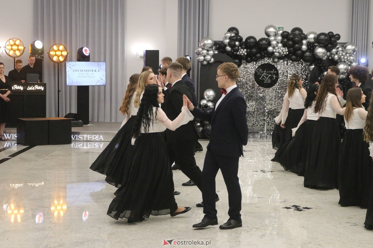 Studniówka ZSZ 3 w Ostrołęce [17.01.2026] - zdjęcie #246 - eOstroleka.pl