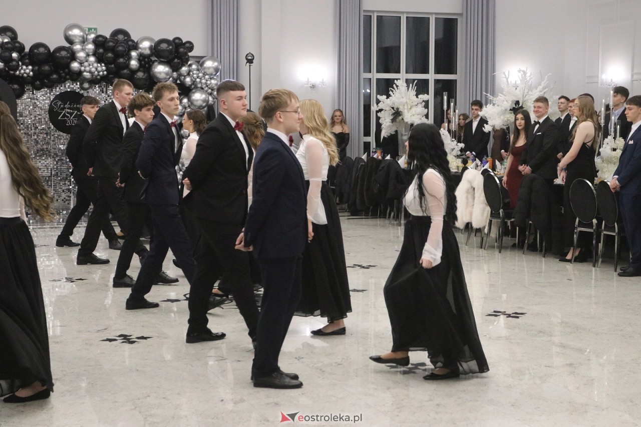 Studniówka ZSZ 3 w Ostrołęce [17.01.2026] - zdjęcie #241 - eOstroleka.pl