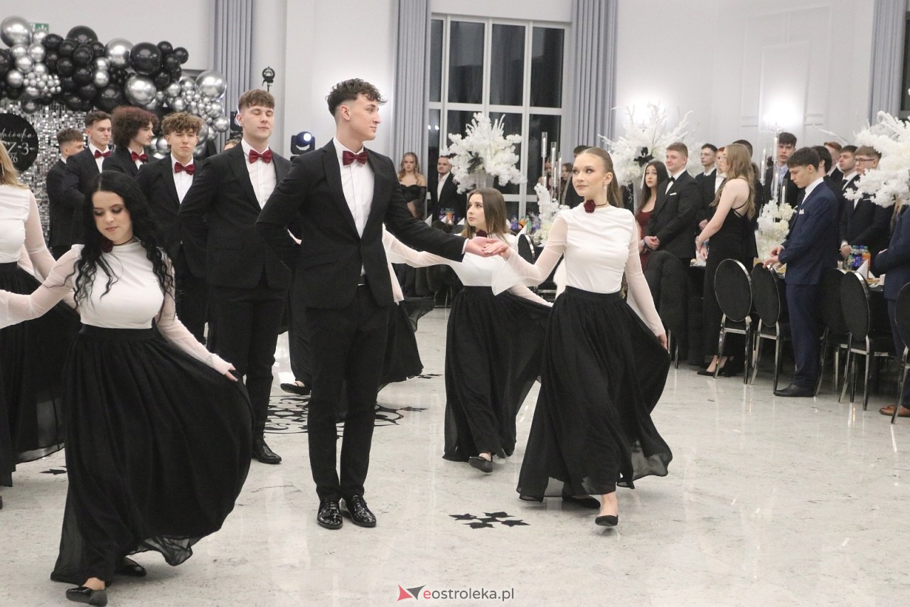 Studniówka ZSZ 3 w Ostrołęce [17.01.2026] - zdjęcie #228 - eOstroleka.pl