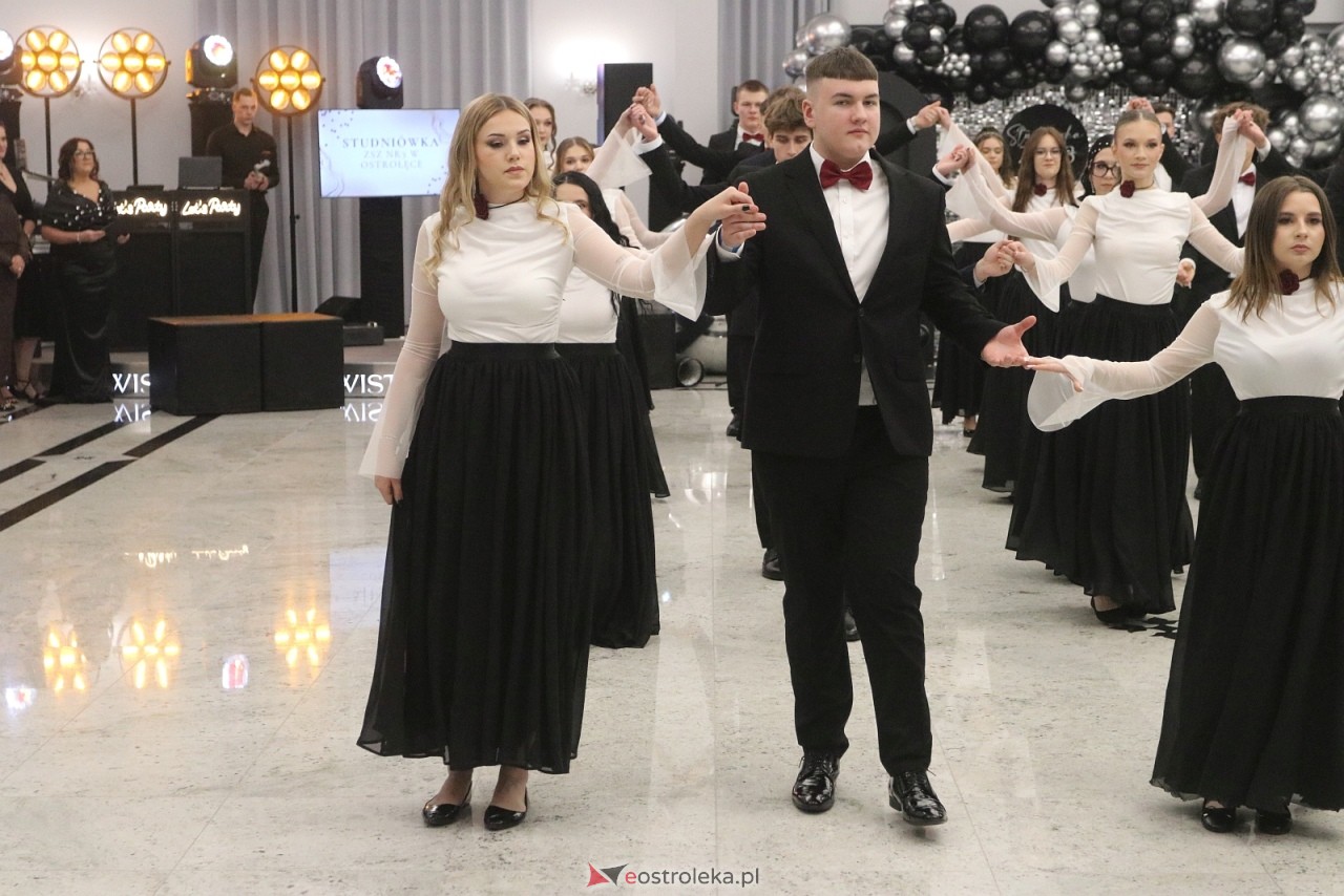 Studniówka ZSZ 3 w Ostrołęce [17.01.2026] - zdjęcie #226 - eOstroleka.pl