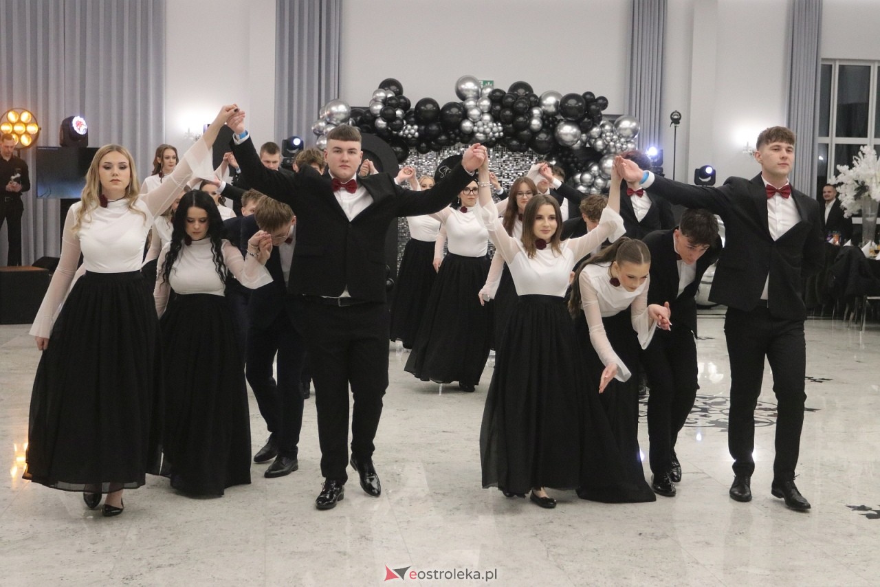 Studniówka ZSZ 3 w Ostrołęce [17.01.2026] - zdjęcie #231 - eOstroleka.pl