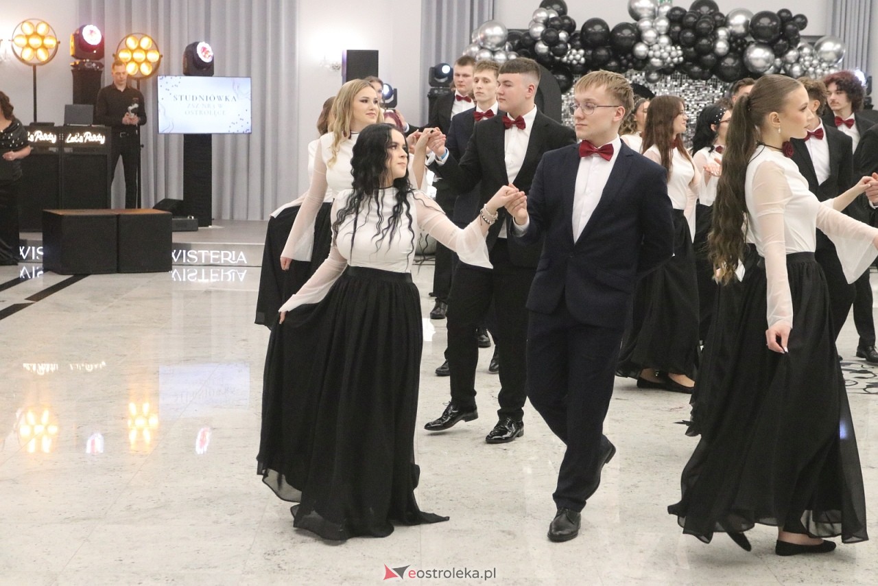 Studniówka ZSZ 3 w Ostrołęce [17.01.2026] - zdjęcie #223 - eOstroleka.pl