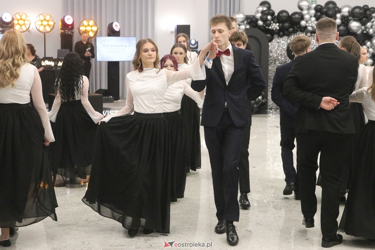 Studniówka ZSZ 3 w Ostrołęce [17.01.2026] - zdjęcie #220 - eOstroleka.pl