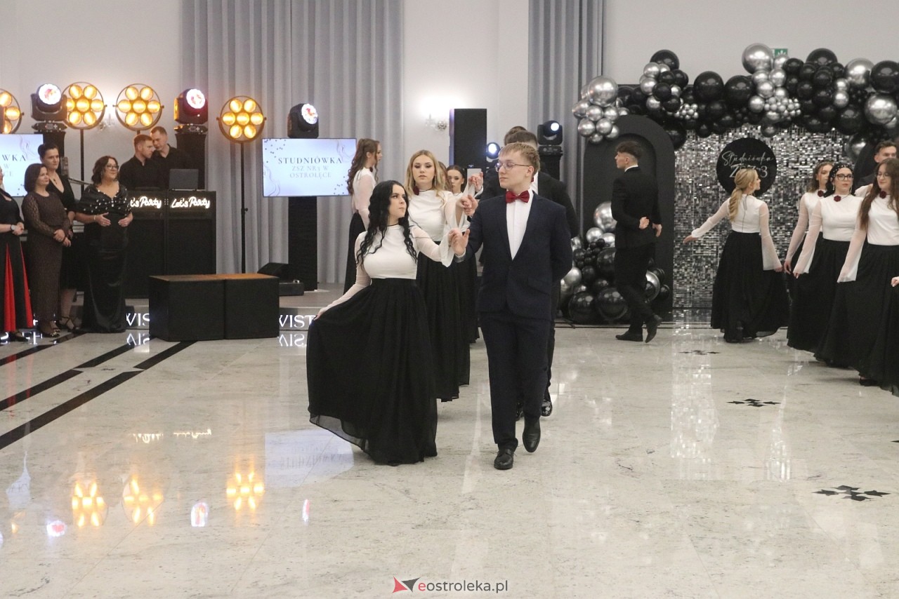 Studniówka ZSZ 3 w Ostrołęce [17.01.2026] - zdjęcie #215 - eOstroleka.pl