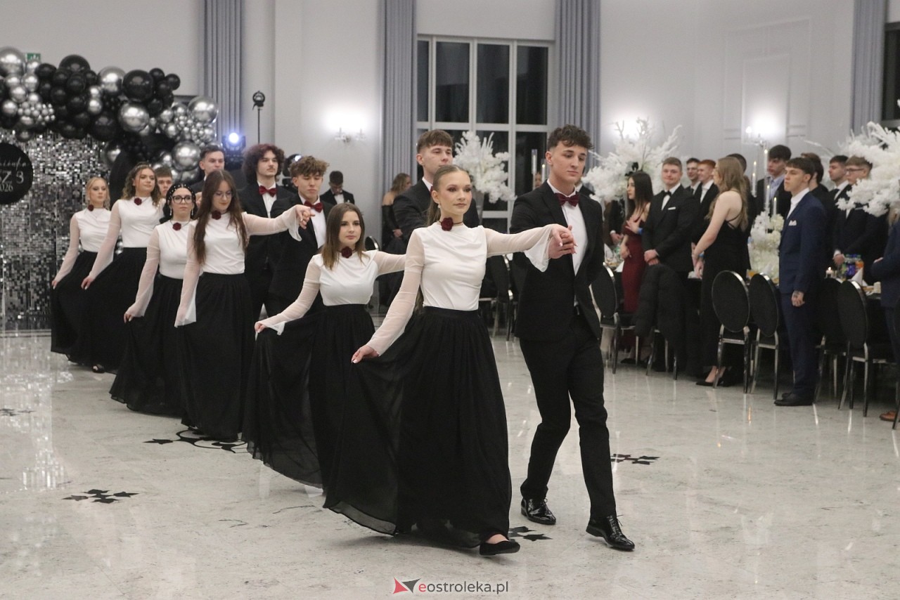 Studniówka ZSZ 3 w Ostrołęce [17.01.2026] - zdjęcie #213 - eOstroleka.pl