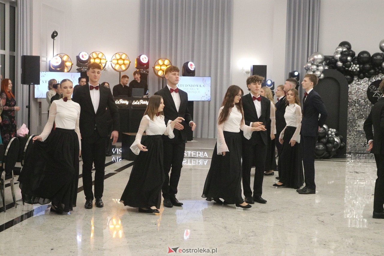 Studniówka ZSZ 3 w Ostrołęce [17.01.2026] - zdjęcie #201 - eOstroleka.pl