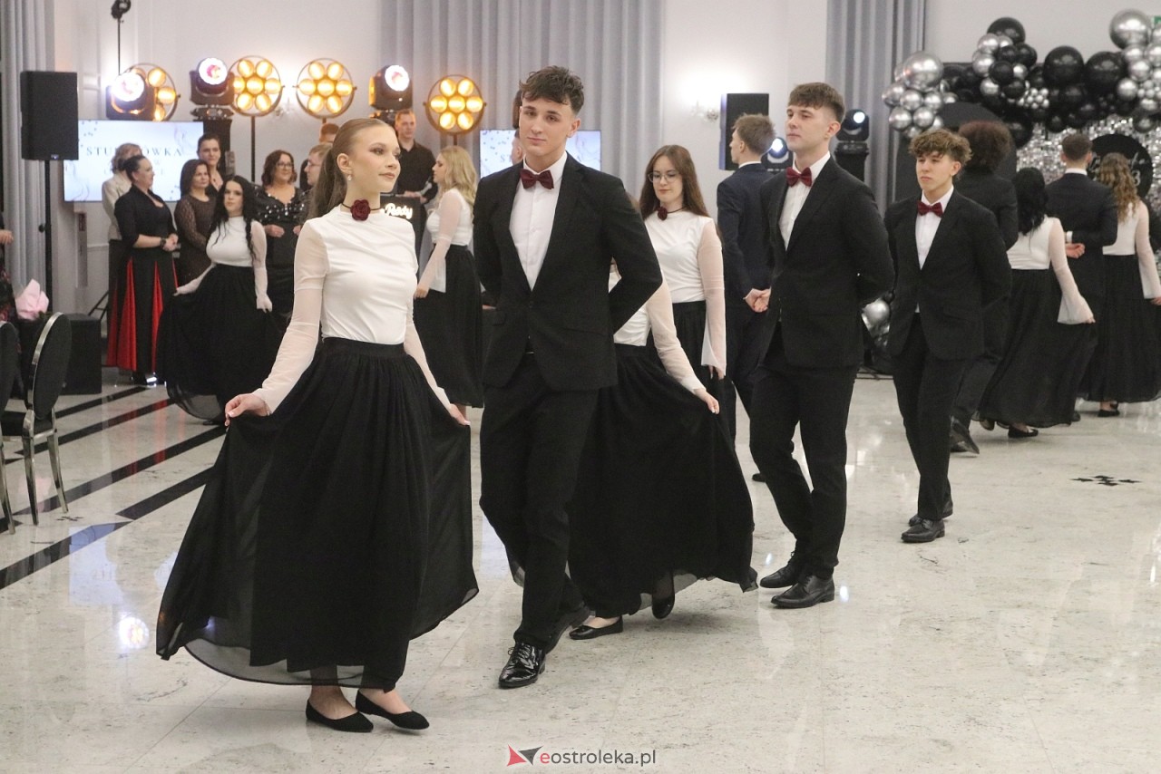 Studniówka ZSZ 3 w Ostrołęce [17.01.2026] - zdjęcie #196 - eOstroleka.pl