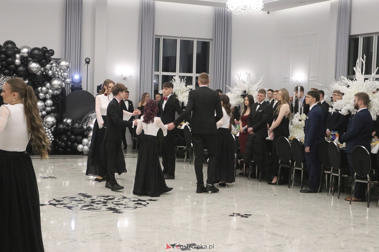 Studniówka ZSZ 3 w Ostrołęce [17.01.2026] - zdjęcie #197 - eOstroleka.pl