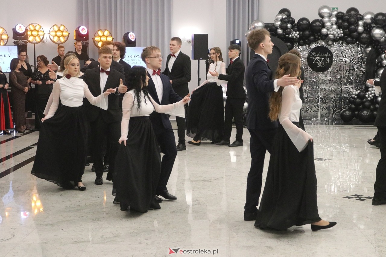 Studniówka ZSZ 3 w Ostrołęce [17.01.2026] - zdjęcie #191 - eOstroleka.pl