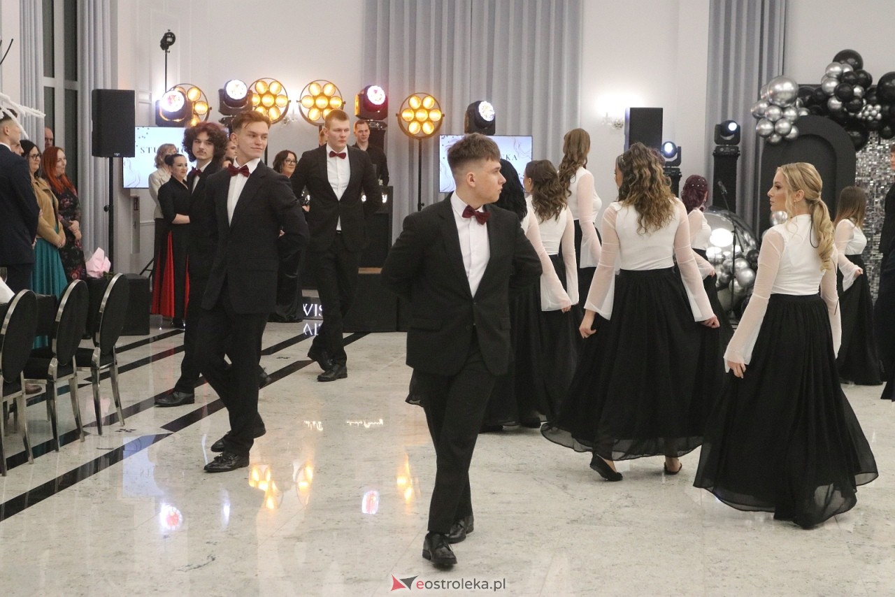 Studniówka ZSZ 3 w Ostrołęce [17.01.2026] - zdjęcie #182 - eOstroleka.pl