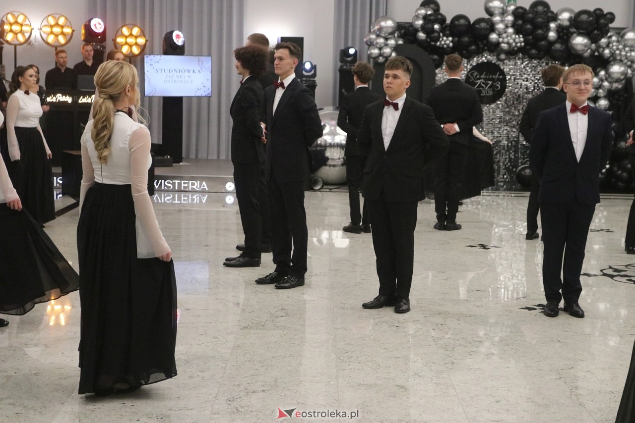 Studniówka ZSZ 3 w Ostrołęce [17.01.2026] - zdjęcie #179 - eOstroleka.pl