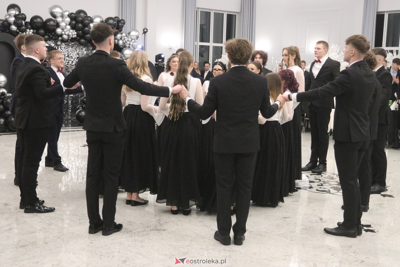 Studniówka ZSZ 3 w Ostrołęce [17.01.2026] - zdjęcie #176 - eOstroleka.pl