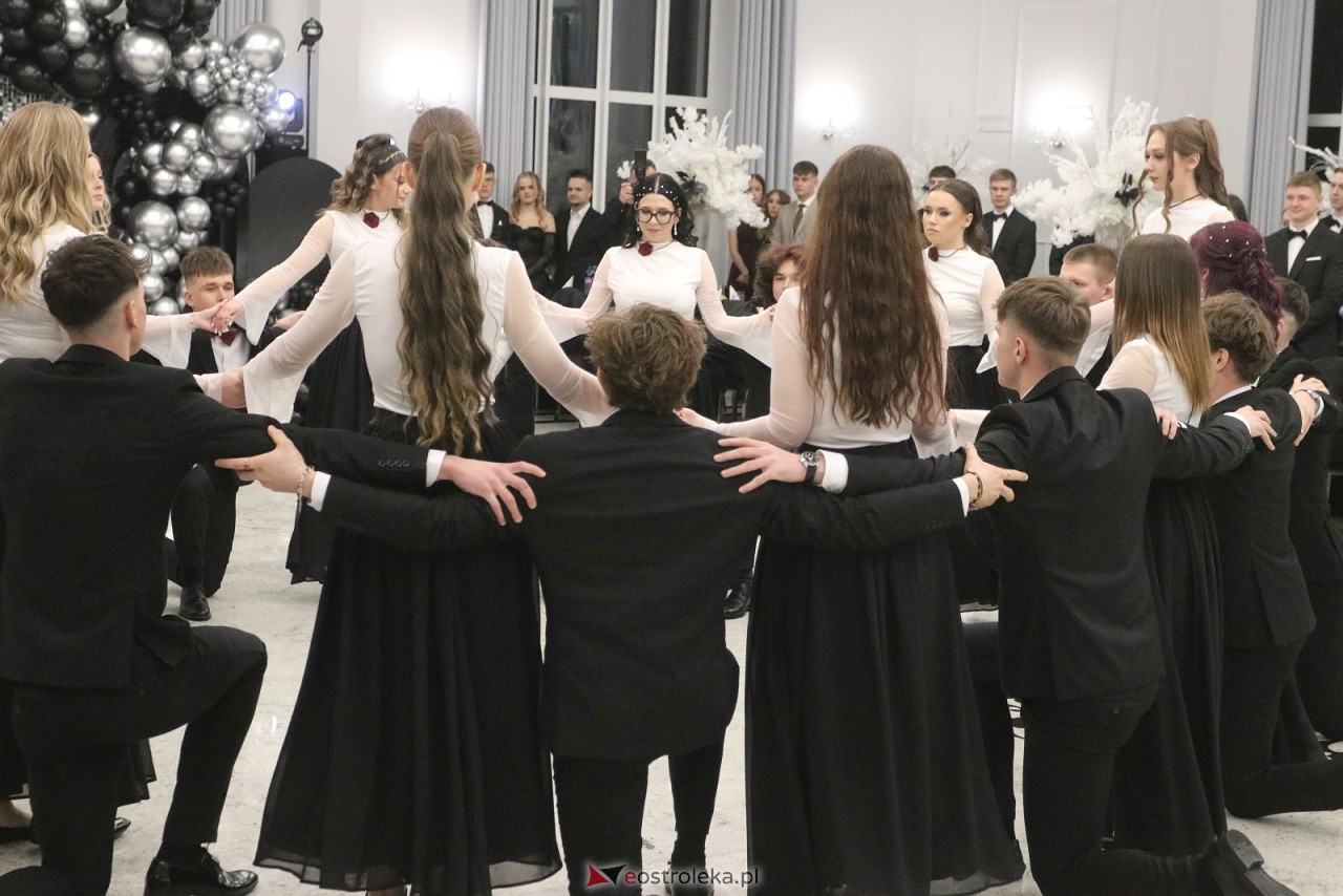 Studniówka ZSZ 3 w Ostrołęce [17.01.2026] - zdjęcie #175 - eOstroleka.pl