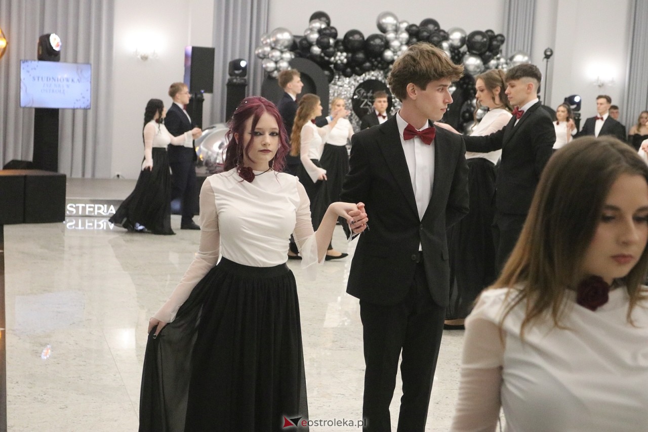 Studniówka ZSZ 3 w Ostrołęce [17.01.2026] - zdjęcie #163 - eOstroleka.pl