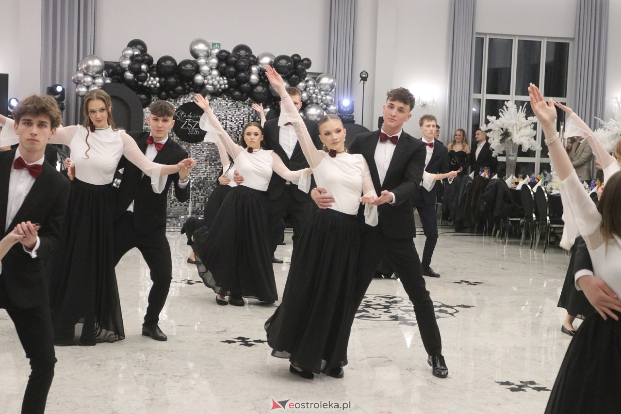 Studniówka ZSZ 3 w Ostrołęce [17.01.2026] - zdjęcie #150 - eOstroleka.pl