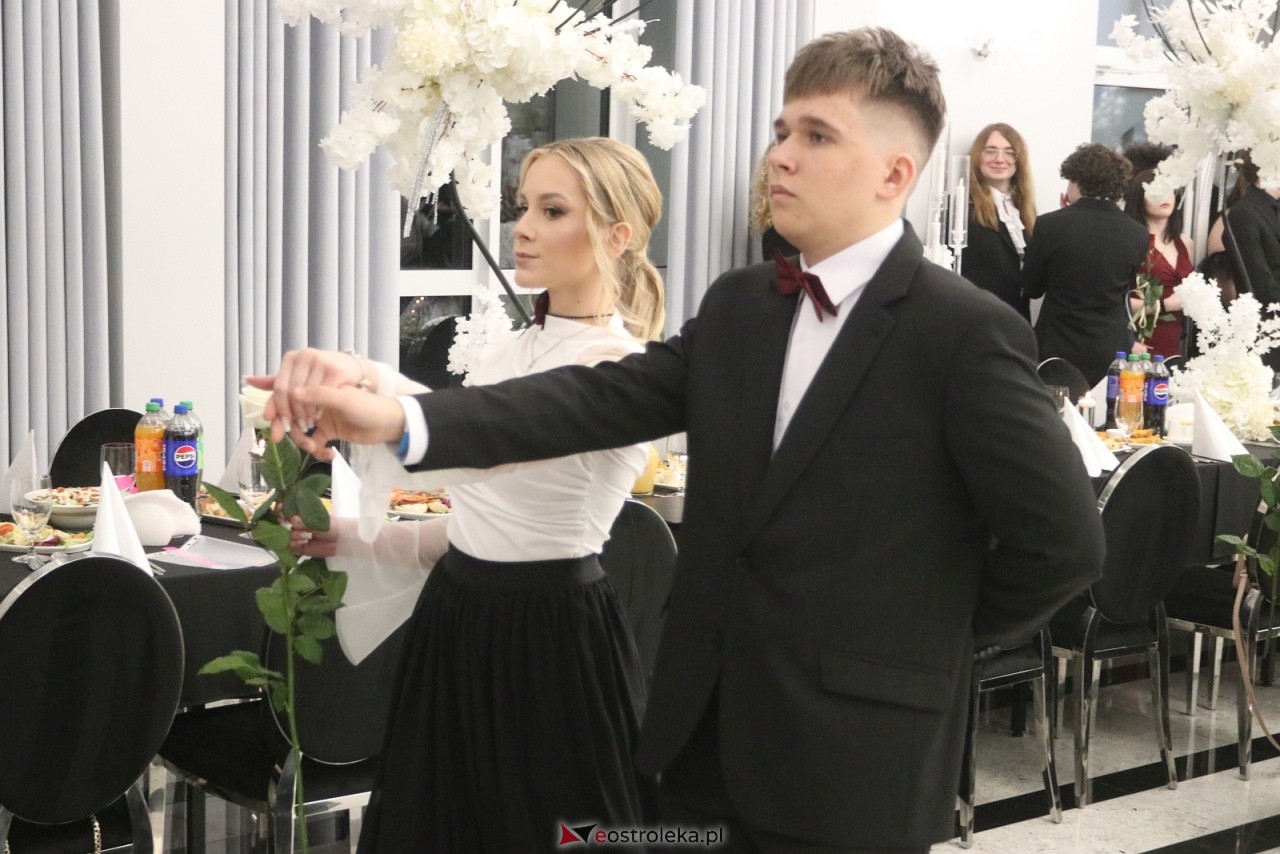 Studniówka ZSZ 3 w Ostrołęce [17.01.2026] - zdjęcie #130 - eOstroleka.pl