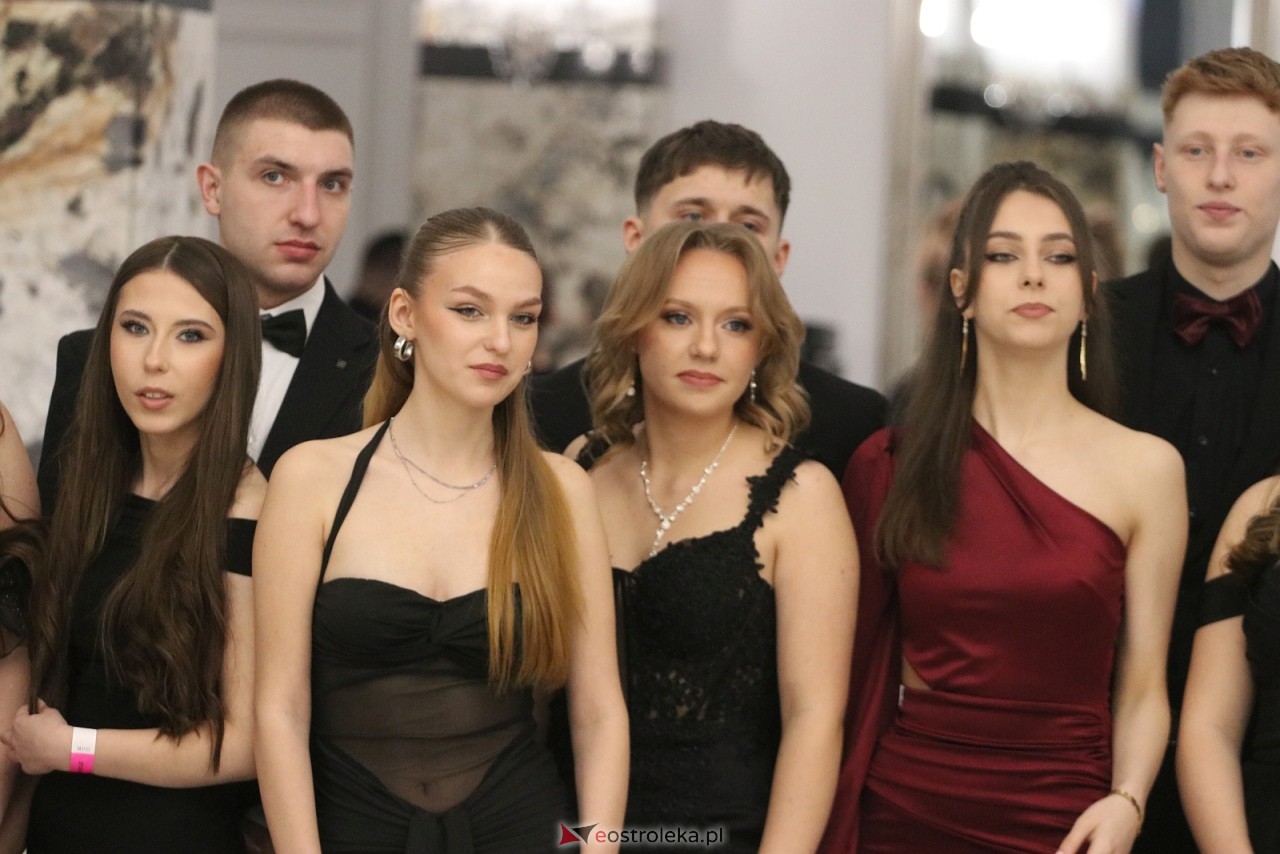 Studniówka ZSZ 3 w Ostrołęce [17.01.2026] - zdjęcie #113 - eOstroleka.pl