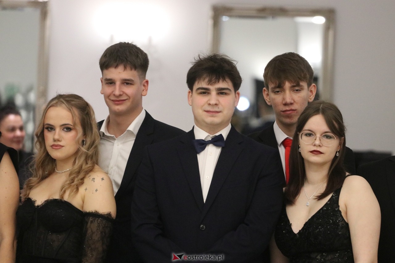 Studniówka ZSZ 3 w Ostrołęce [17.01.2026] - zdjęcie #109 - eOstroleka.pl