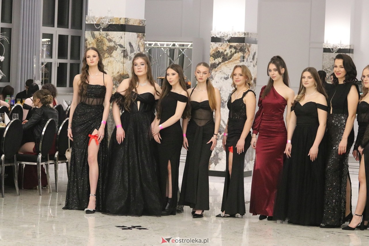 Studniówka ZSZ 3 w Ostrołęce [17.01.2026] - zdjęcie #103 - eOstroleka.pl