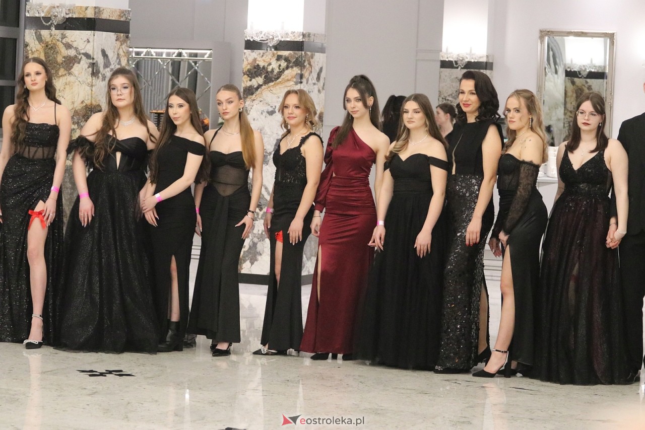 Studniówka ZSZ 3 w Ostrołęce [17.01.2026] - zdjęcie #102 - eOstroleka.pl