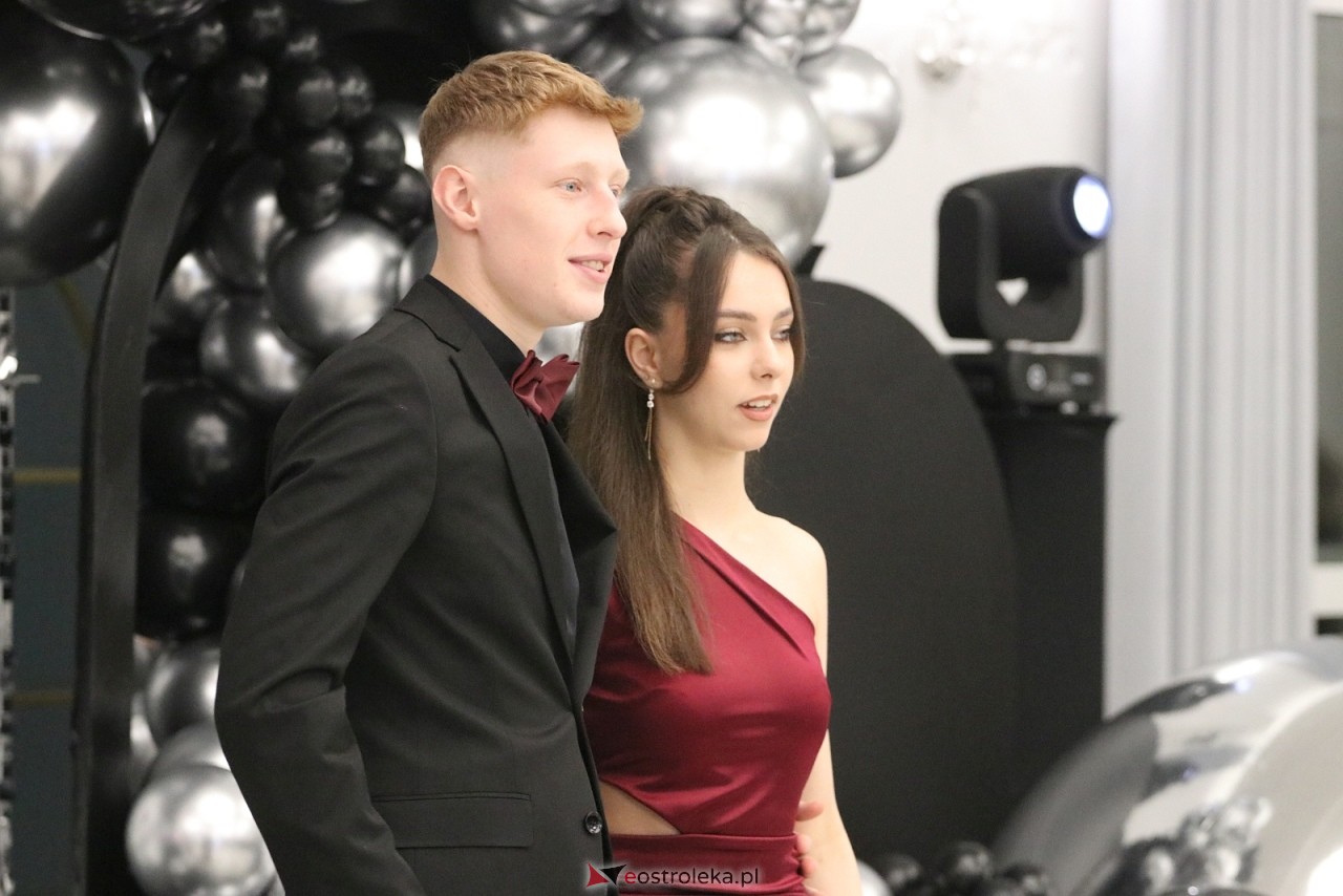 Studniówka ZSZ 3 w Ostrołęce [17.01.2026] - zdjęcie #101 - eOstroleka.pl