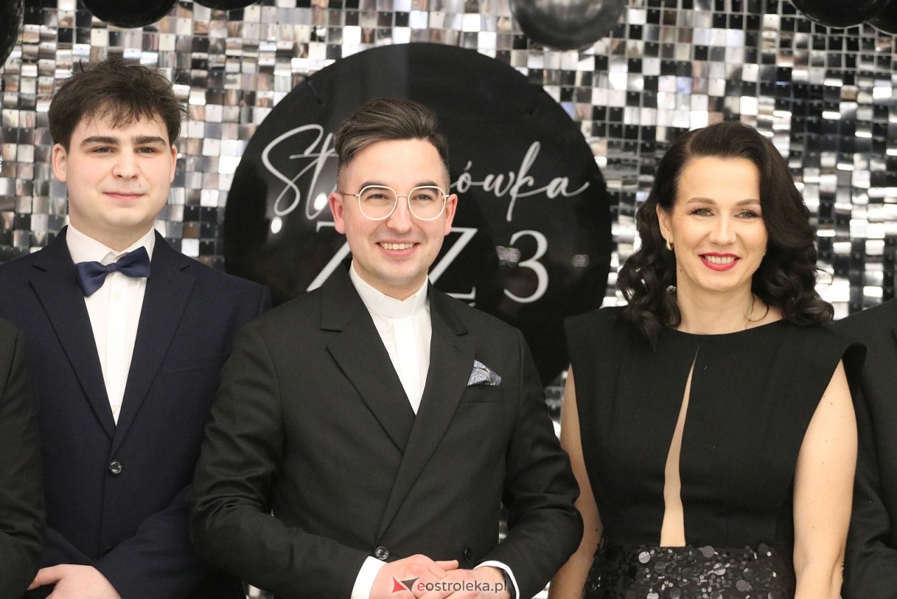 Studniówka ZSZ 3 w Ostrołęce [17.01.2026] - zdjęcie #98 - eOstroleka.pl