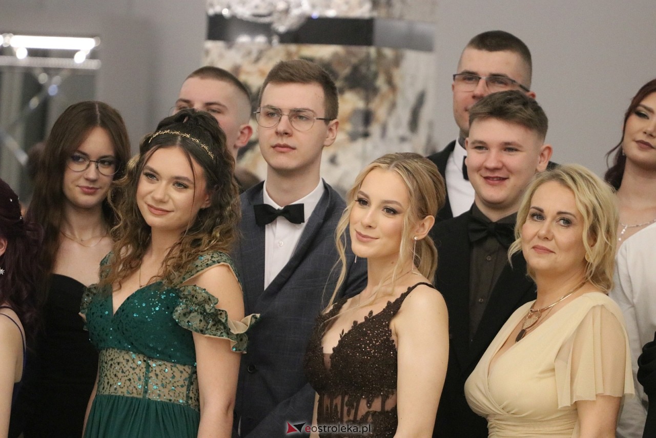 Studniówka ZSZ 3 w Ostrołęce [17.01.2026] - zdjęcie #91 - eOstroleka.pl