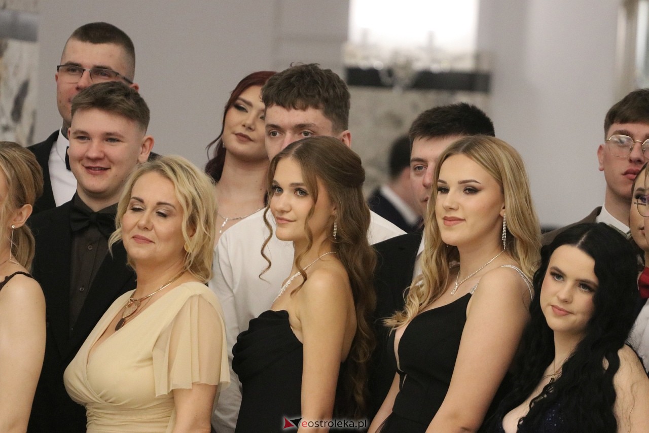 Studniówka ZSZ 3 w Ostrołęce [17.01.2026] - zdjęcie #90 - eOstroleka.pl