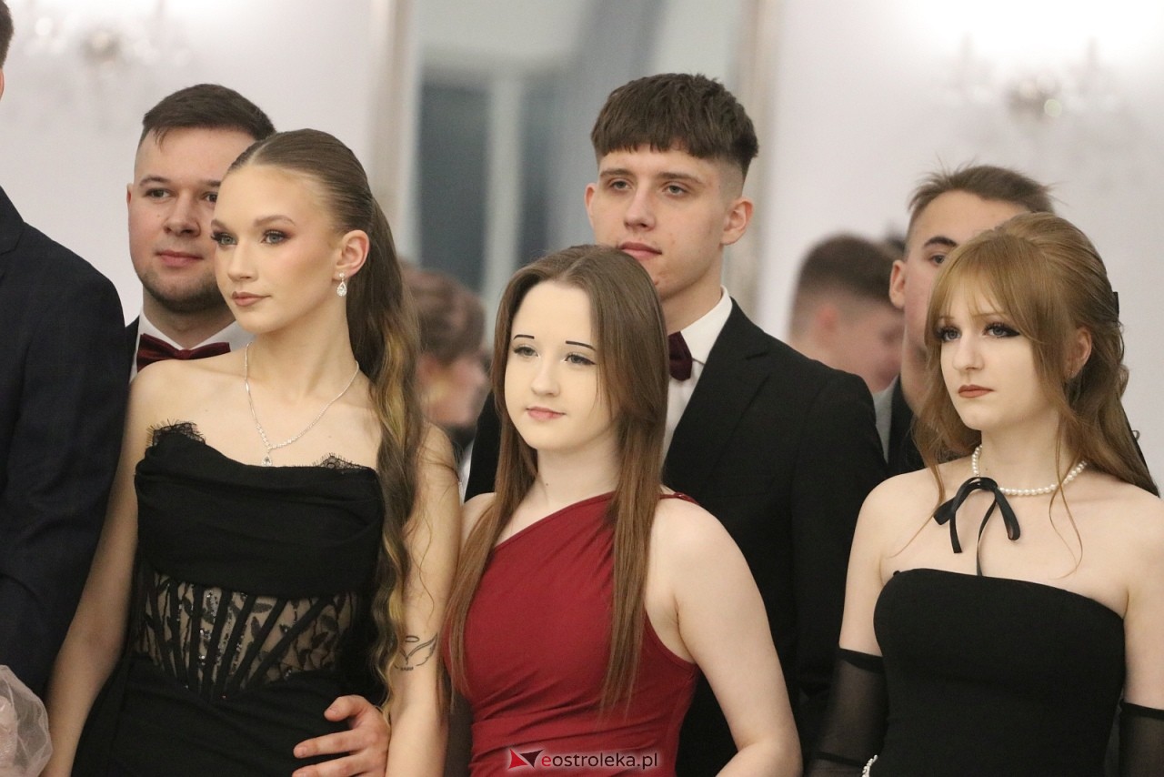 Studniówka ZSZ 3 w Ostrołęce [17.01.2026] - zdjęcie #88 - eOstroleka.pl