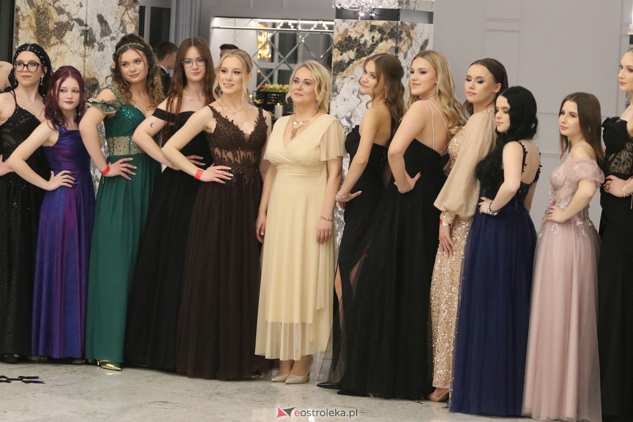 Studniówka ZSZ 3 w Ostrołęce [17.01.2026] - zdjęcie #83 - eOstroleka.pl