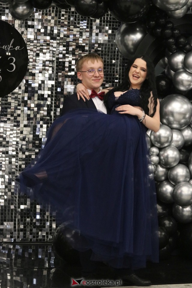 Studniówka ZSZ 3 w Ostrołęce [17.01.2026] - zdjęcie #76 - eOstroleka.pl