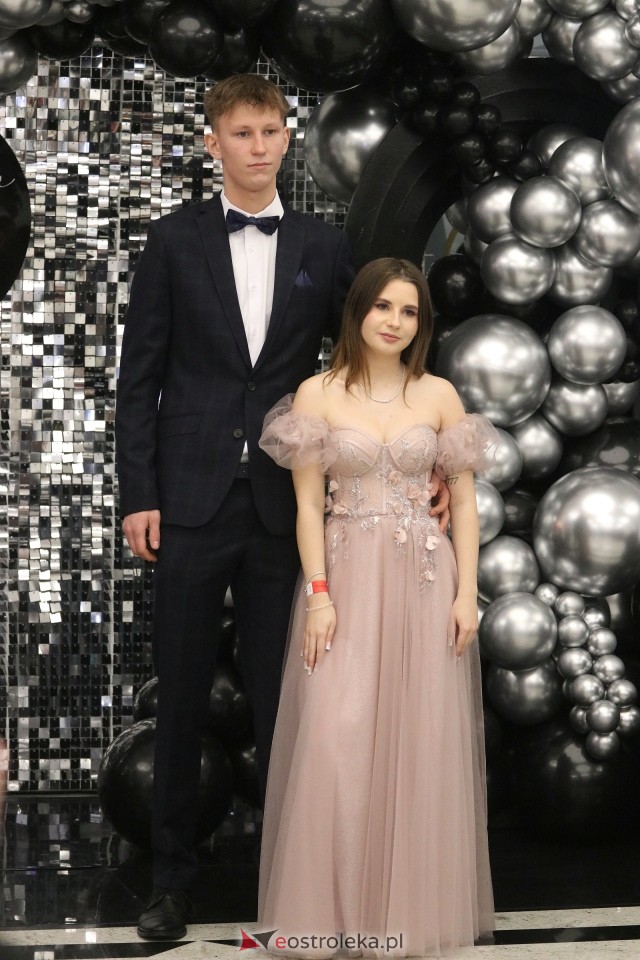 Studniówka ZSZ 3 w Ostrołęce [17.01.2026] - zdjęcie #72 - eOstroleka.pl