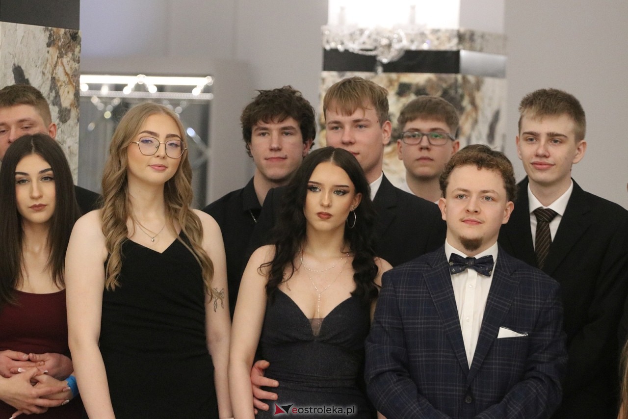 Studniówka ZSZ 3 w Ostrołęce [17.01.2026] - zdjęcie #70 - eOstroleka.pl