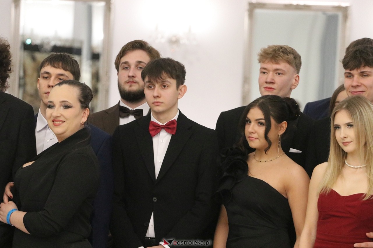 Studniówka ZSZ 3 w Ostrołęce [17.01.2026] - zdjęcie #69 - eOstroleka.pl