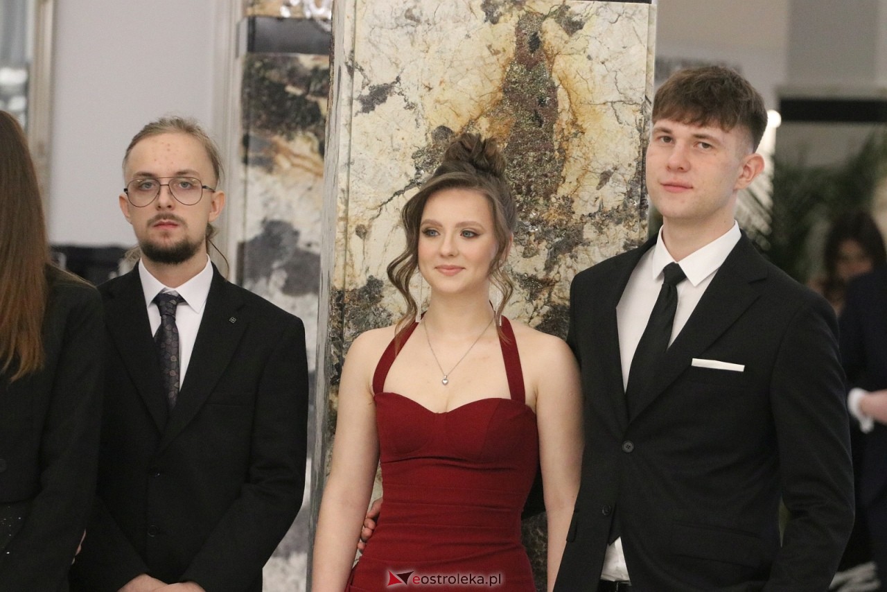 Studniówka ZSZ 3 w Ostrołęce [17.01.2026] - zdjęcie #67 - eOstroleka.pl