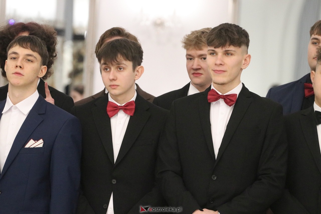 Studniówka ZSZ 3 w Ostrołęce [17.01.2026] - zdjęcie #64 - eOstroleka.pl