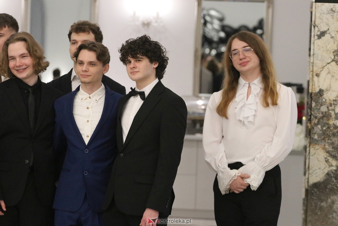 Studniówka ZSZ 3 w Ostrołęce [17.01.2026] - zdjęcie #48 - eOstroleka.pl