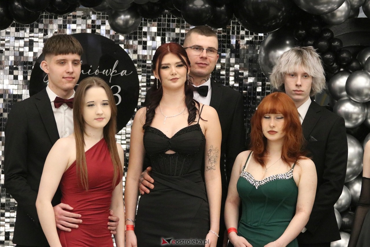 Studniówka ZSZ 3 w Ostrołęce [17.01.2026] - zdjęcie #46 - eOstroleka.pl