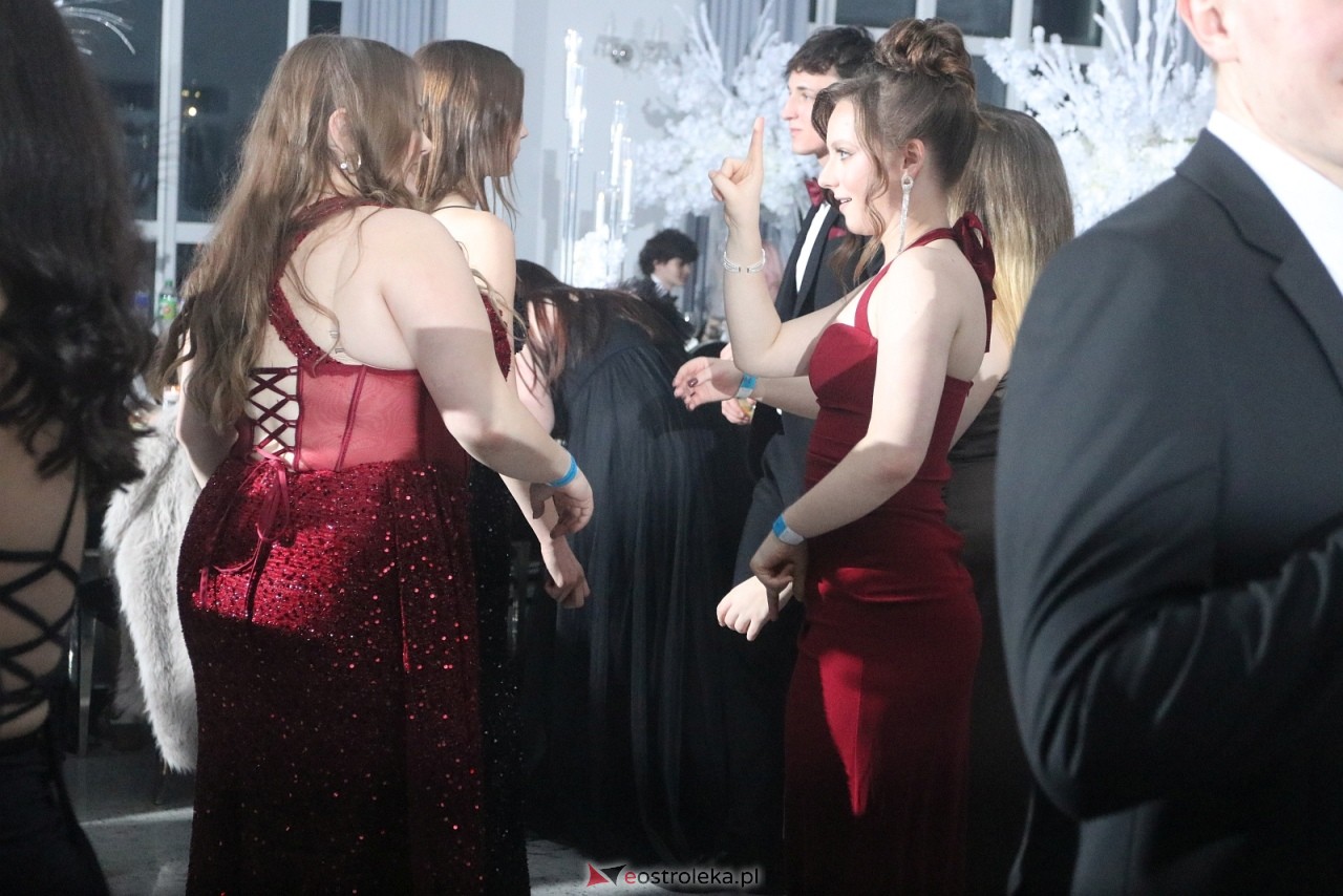 Studniówka ZSZ 3 w Ostrołęce [17.01.2026] - zdjęcie #22 - eOstroleka.pl