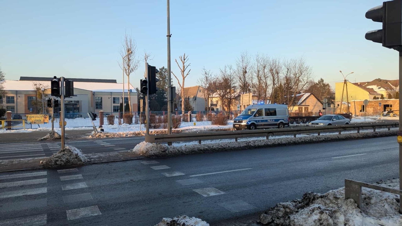 Kolizja drogowa przy Traugutta [21.01.2026] - zdjęcie #6 - eOstroleka.pl