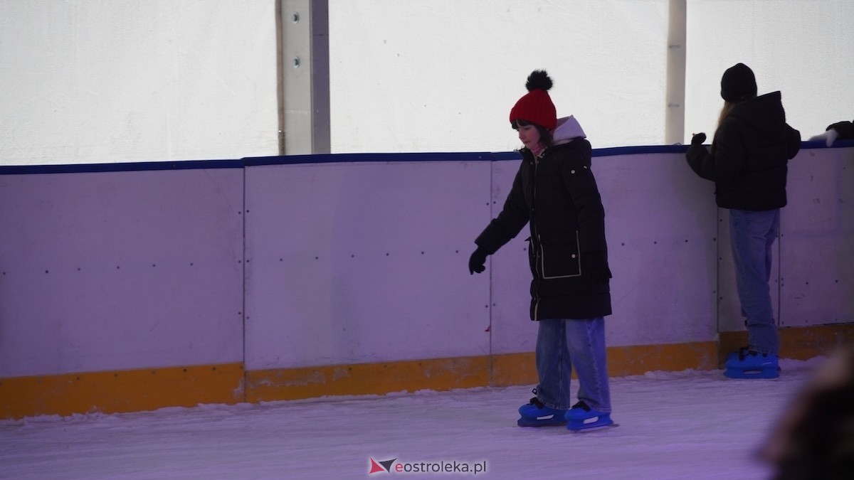 Lodowisko w Ostrołęce [22.01.2025] - zdjęcie #39 - eOstroleka.pl